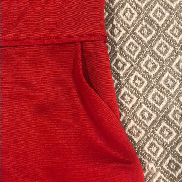 The Limited - Picture 3 of 3